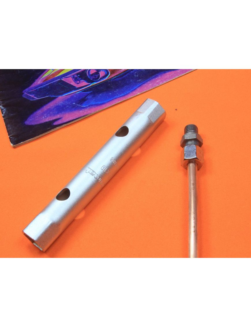 Tool Opel GT Fuel Tank Connection